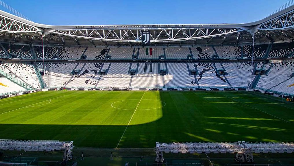 Çështja e pankinës, Juventus zyrtarizon trajnerin, kontratë deri në vitin 2027