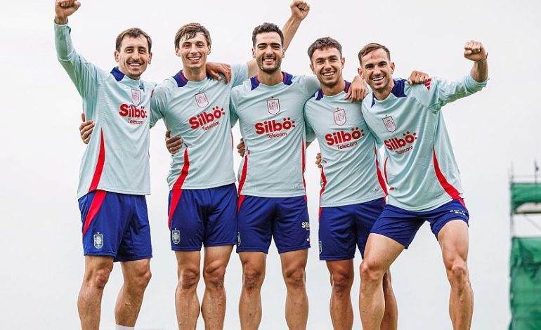 Spanja mbyll përgatitjet për ndeshjen me Shqipërinë, De La Fuente me ide të qarta, gati formacioni i dytë