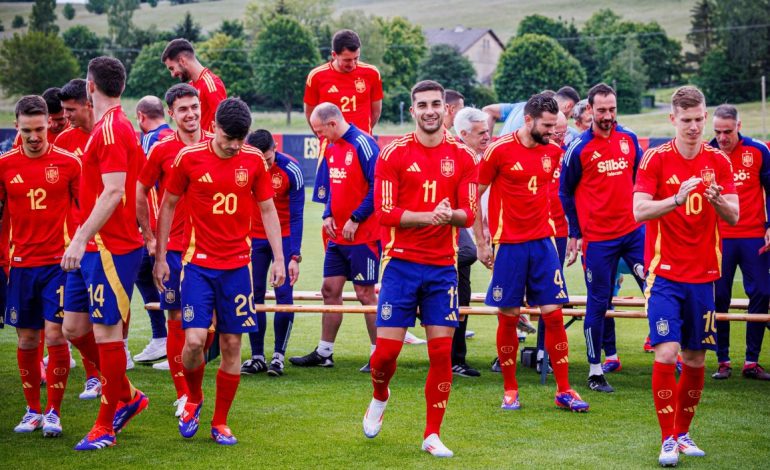 Precedentët/ Spanja humbet sa herë zgjedh të luajë me formacionin e dytë ?