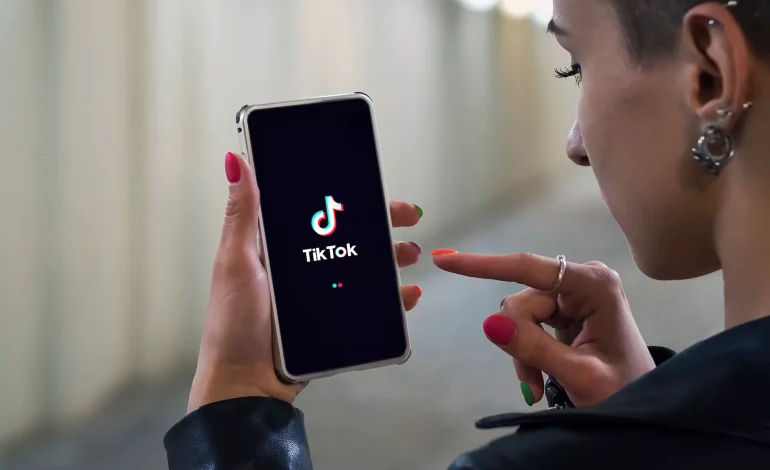 ‘Sfidë apo e vërtetë’, loja në Tik-tok që rrezikoi jetën e nxënësve në Kosovë