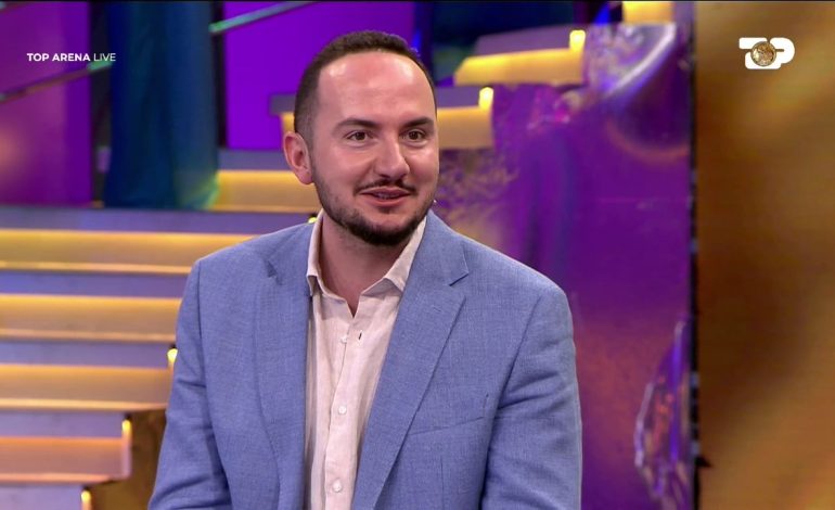 Cila është politikania më seksi? Ja si përgjigjet Ervin Salianji