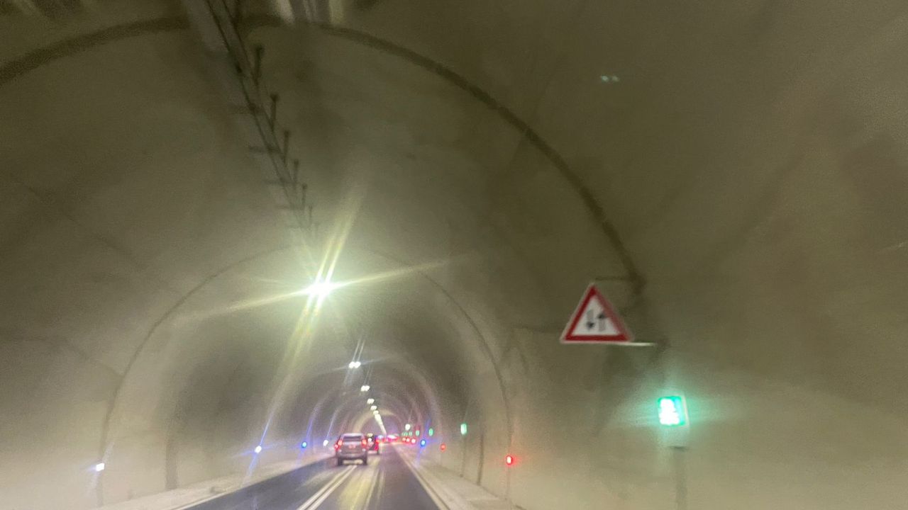 Hapet tuneli i Llogarasë!	Investimi madhor shkurton distancën, Dukat-Palasë nga 40 në vetëm 7 minuta