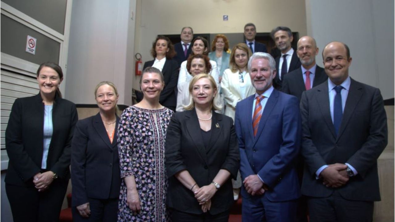 Sfidat e ekzekutivit dhe mbështetja e reformës nga SHBA, gjyqtarët e Gjykatës Kushtetuese takim me kolegët nga Utah