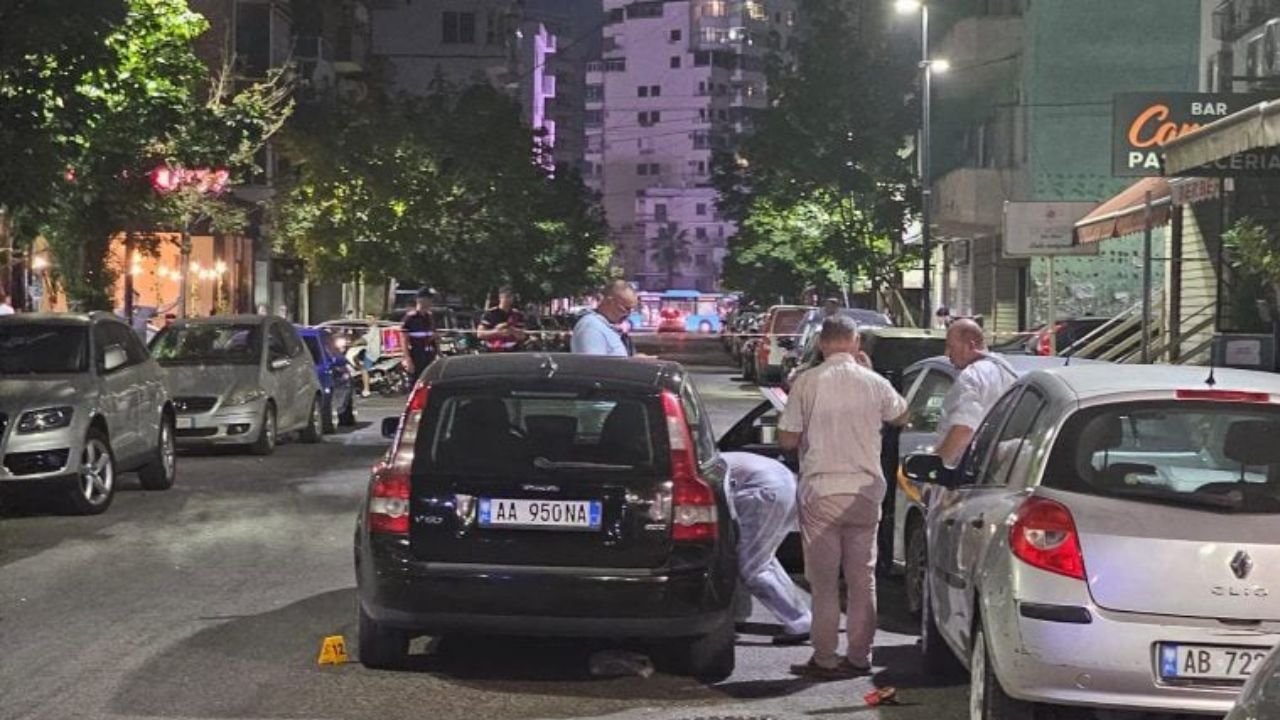 Plumb për borxhin e djalit/ Zbardhet plagosja në Durrës, autori qëlloi 70-vjeçarin pasi djali i tij nuk i kthente paratë! I moshuari në gjendje të rëndë
