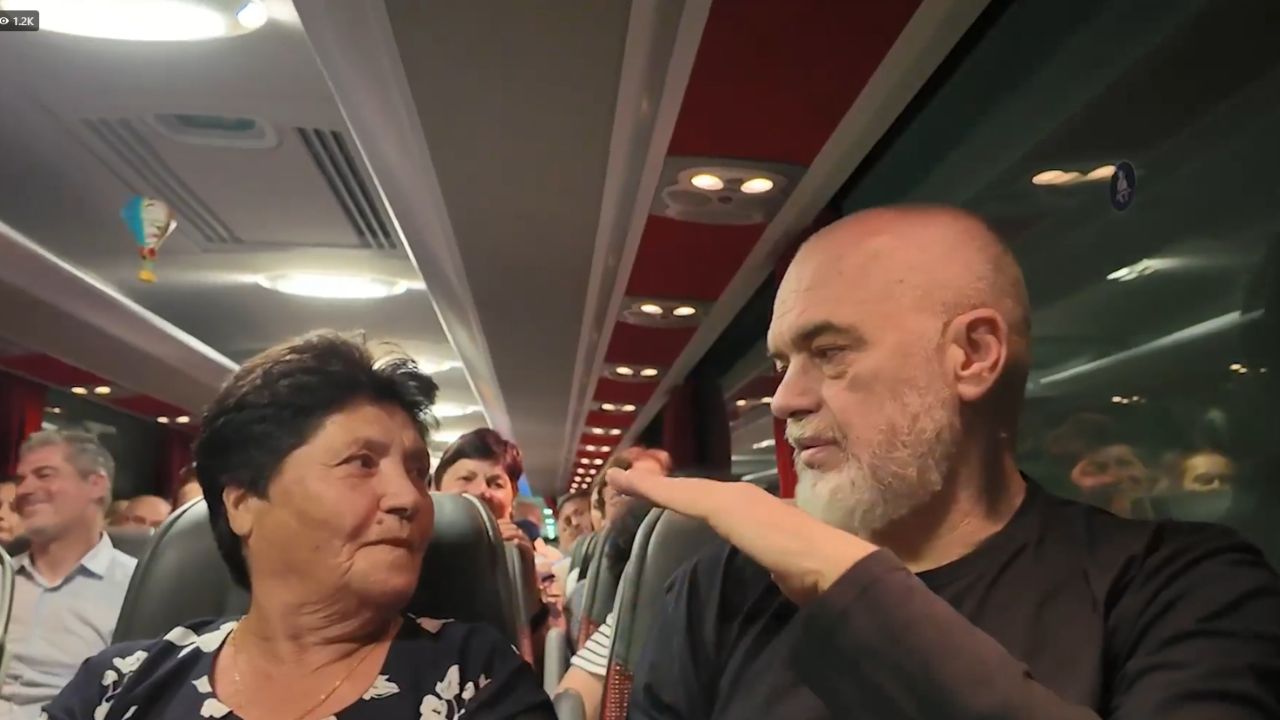 Rama inauguron hapjen e tunelit të Llogorasë: Brenda një viti ulim dhe avionin e parë në Vlorë! Qytetarja: Jep fjalën e burrit?