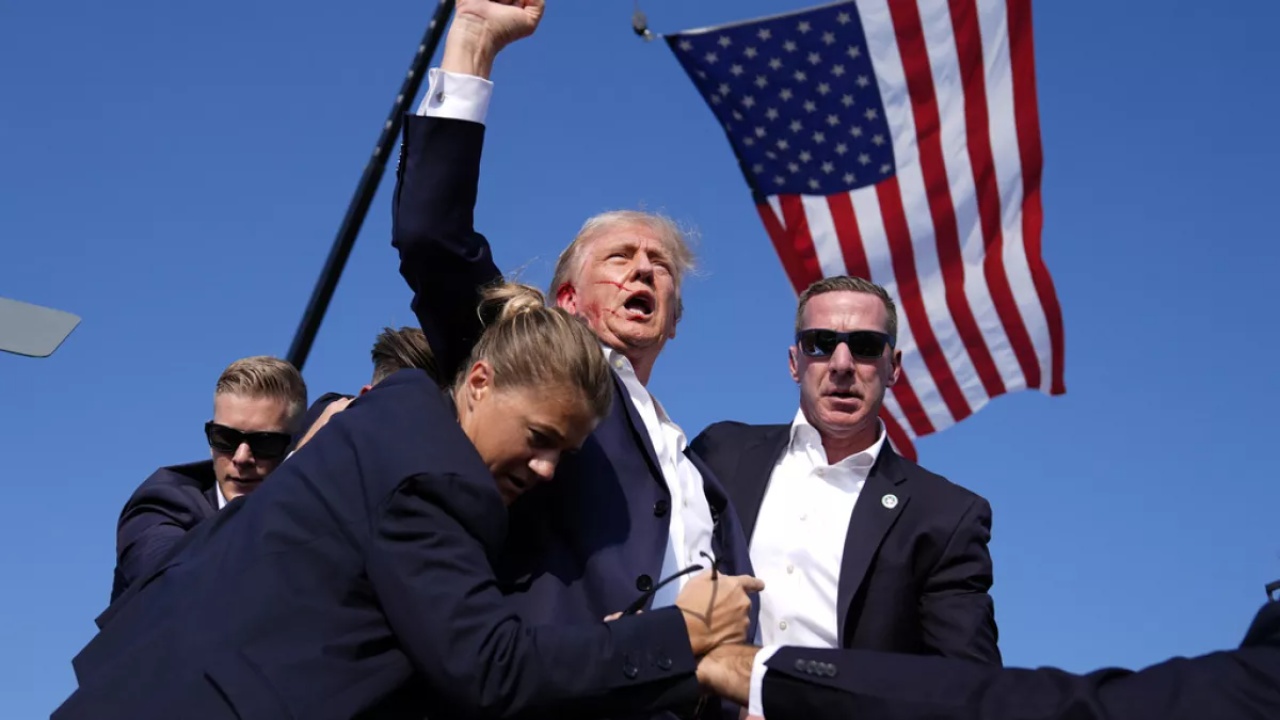 Një ditë pas atentatit që tronditi Amerikën/ Çfarë dihet dhe çfarë mbetet mister për sulmin ndaj Trump