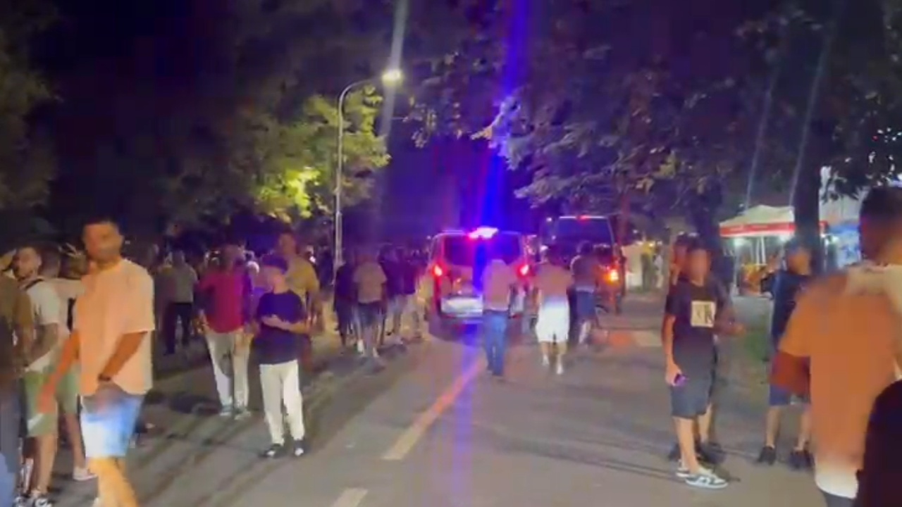 Sherr me thika në Pogradec, një i plagosur! Transportohet në spital