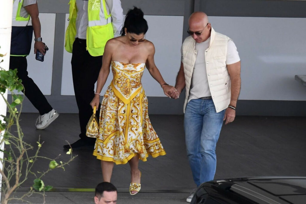 Upss! Era ia zbulon trupin së fejuarës së Jeff Bezos-it