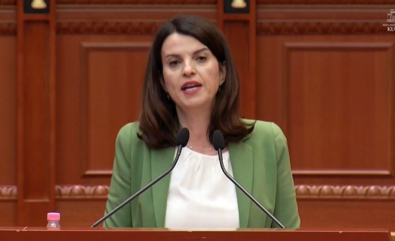 “Të hetohet me zero tolerancë”, opozita kërkoi interpelancë pas skandalit te Onkologjiku, Ministrja Koçiu: Veprimi i mjekëve, vepër kriminale