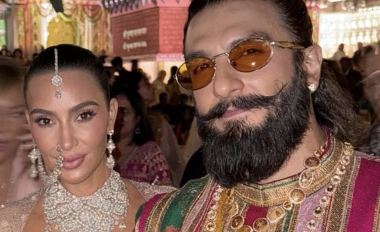 Ranveer Singh dhe Kim Kardashian pozojnë së bashku në dasmën e famshme