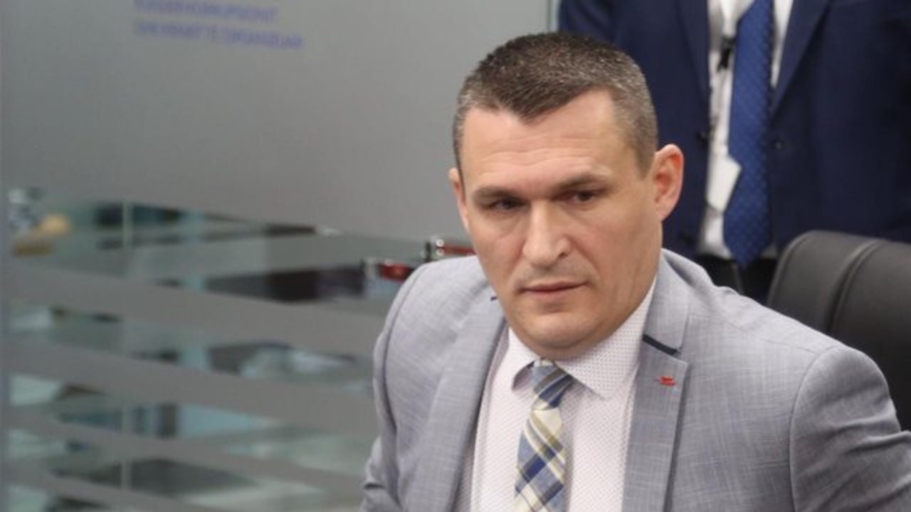 Sa persona nën hetim nga SPAK fshihen në Dubai? Altin Dumani zbulon detaje