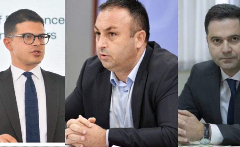 Ndryshimet në Qeveri, 3 drejtorë zëvendësojnë Ballën, Peleshin dhe Meten. Cilët janë ministrat e rinj të Ramës									
									 28/07/2024 14:46