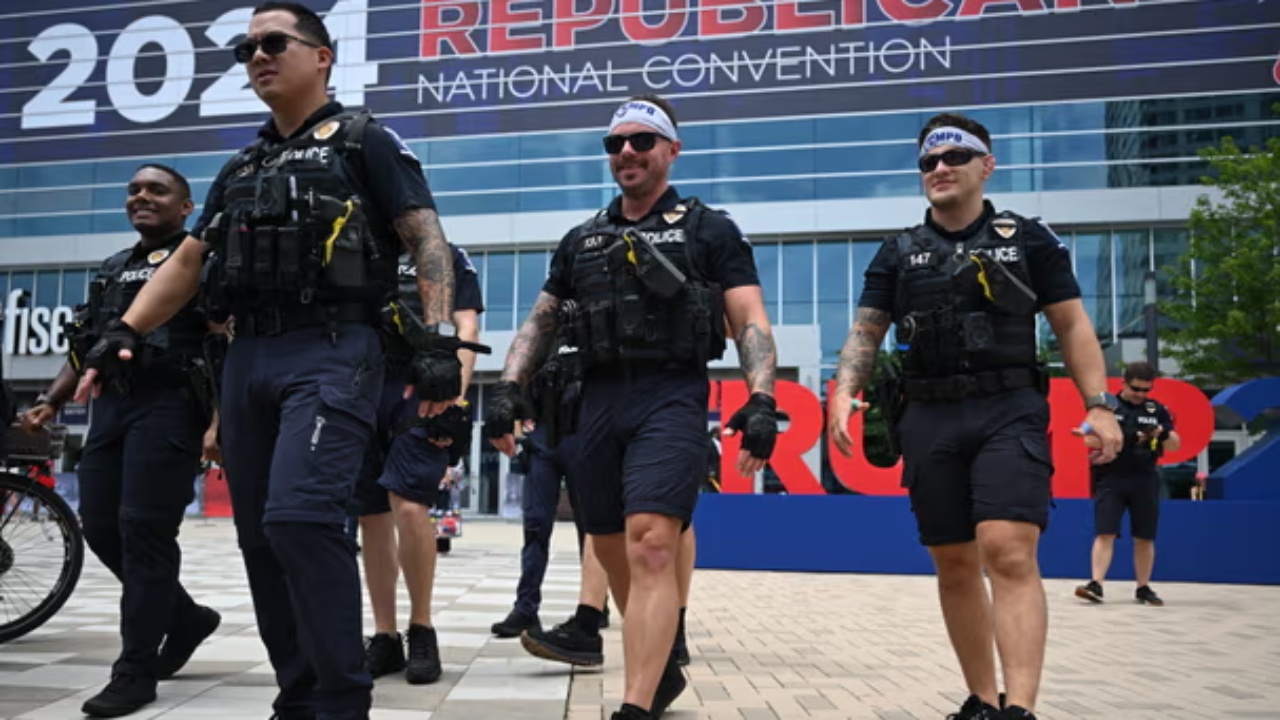 Pas atentatit ndaj Trump, policia qëllon për vdekje një person pranë Konventës Republikane