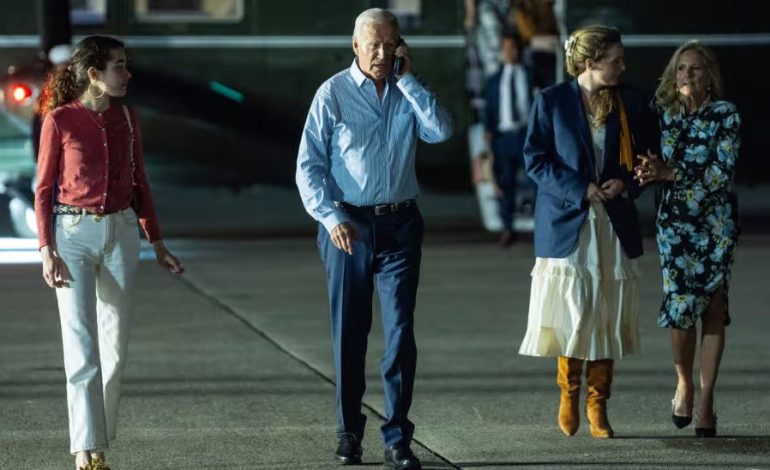 Zbulohen prapaskenat pas debatit të humbur me Donald Trump, familja e ka këshilluar Joe Biden të…