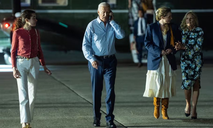 Zbulohen prapaskenat pas debatit të humbur me Donald Trump, familja e ka këshilluar Joe Biden të…