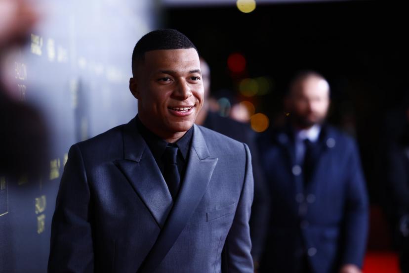 Biznesmeni Mbappe, sulmuesi gati të blejë klubin francez