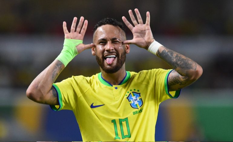 Neymar baba për herë të tretë/ Ndan fotografi të vajzës