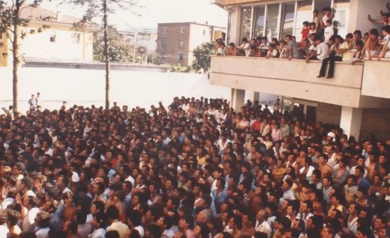 Kapërcimi i murit drejt lirisë, ishte vetëm fillimi i rrugëtimit të tij