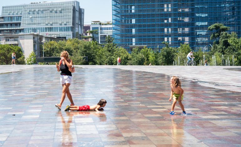 Censi 2023: Si e ka prekur emigrimi gjeneratën e re të shqiptarëve