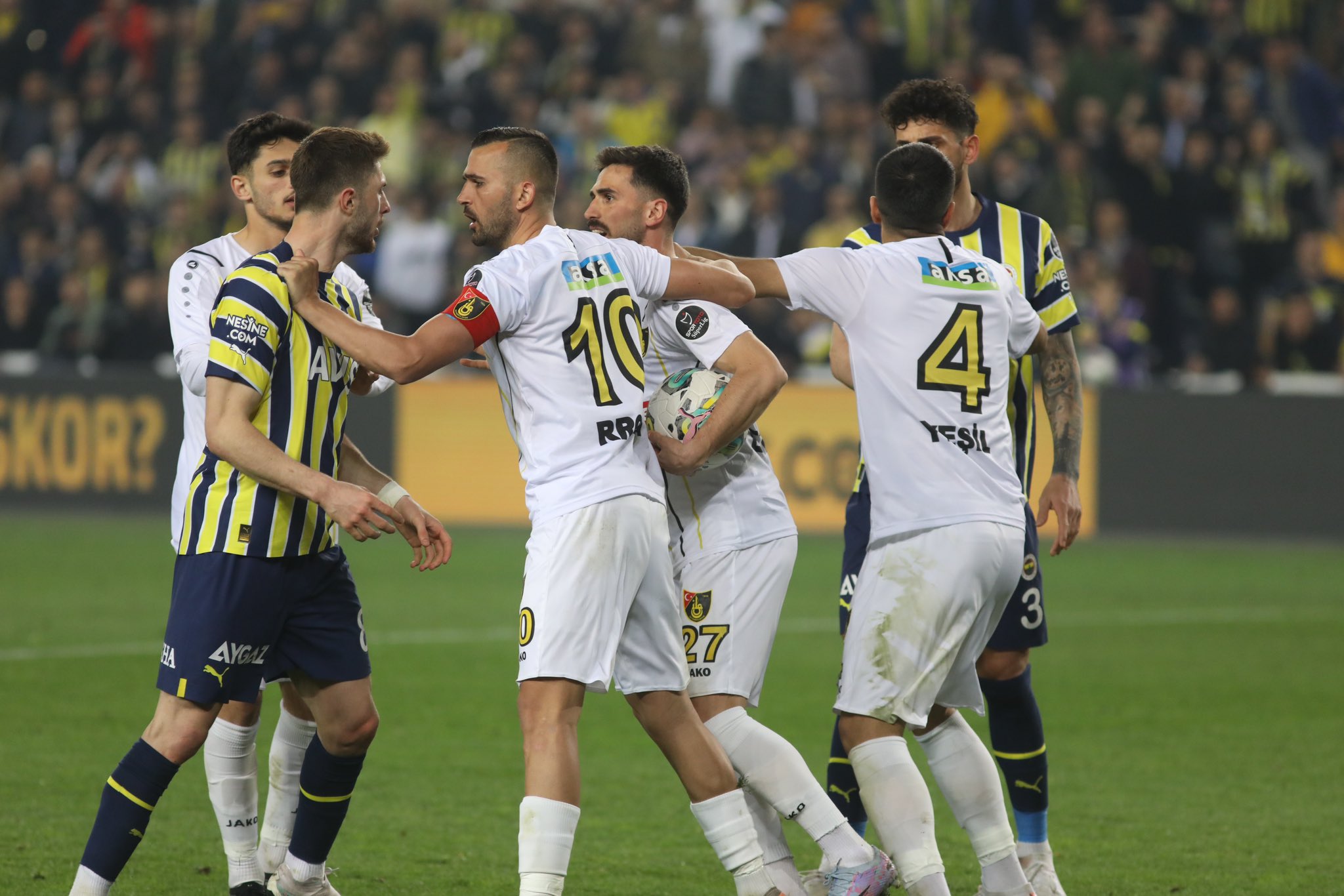Rroca qëndron në Turqi, firmos me skuadrën e re