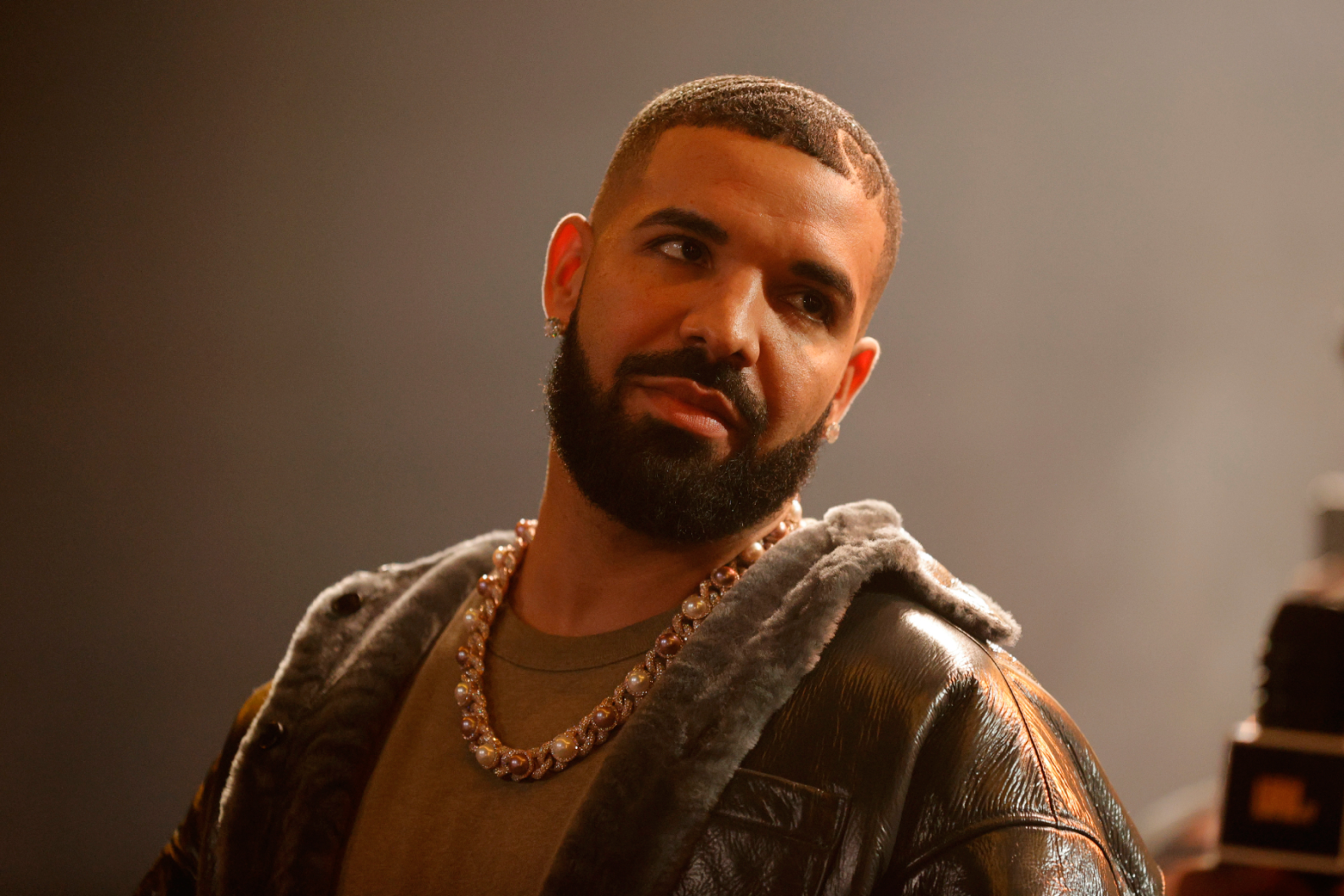 Fansat janë të shqetësuar për Drake për shkak të pamjes së tij