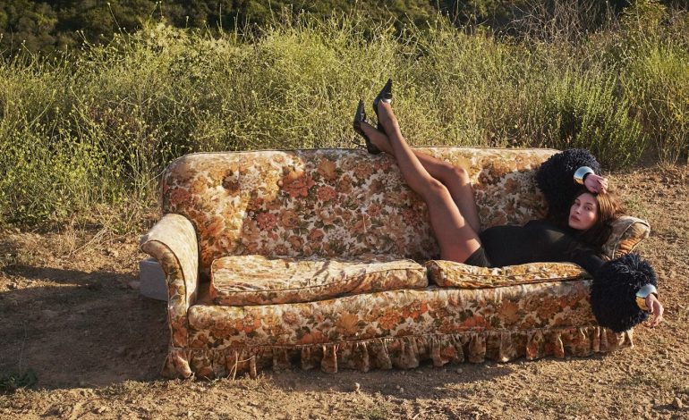 Hailey Bieber zbulon për herë të parë arsyen pse e mbajti të fshehtë shtatzëninë