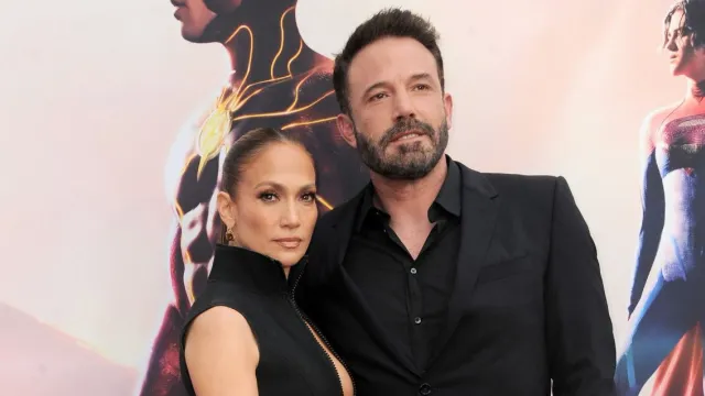Të afërmit e Ben Affleck dhe JLO: Duan ta heqin qafe sa më parë vilën në Beverly