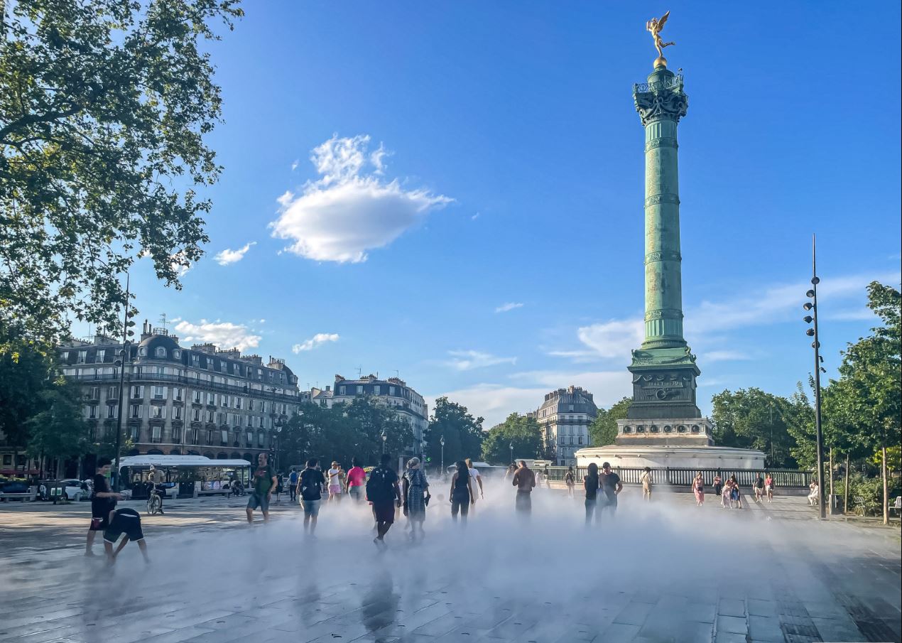 Lojërat Olimpike “Paris 2024″/ Temperaturat e larta “pushtojnë” Parisin, vullnetarët në ndihmë të sportistëve dhe tifozëve
