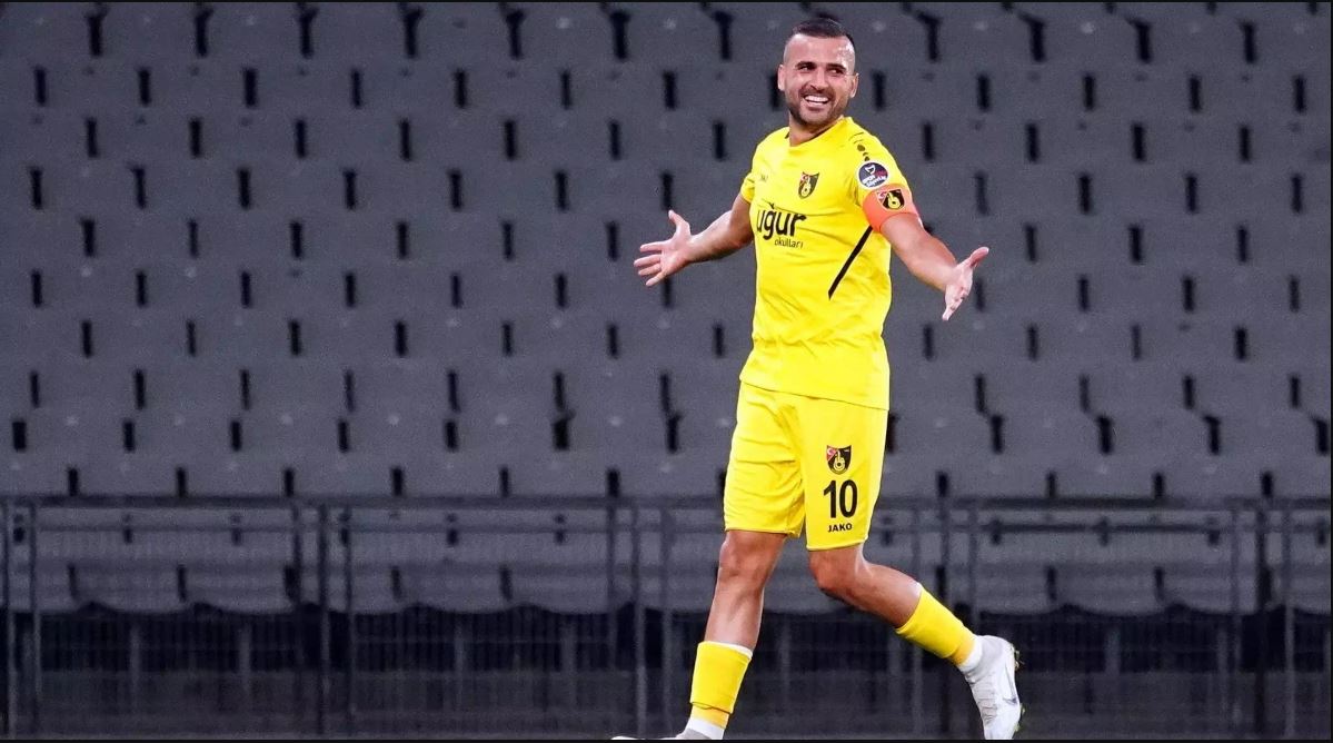 E kërkojnë Partizani dhe Egnatia, Rroca vendos të ardhmen e tij