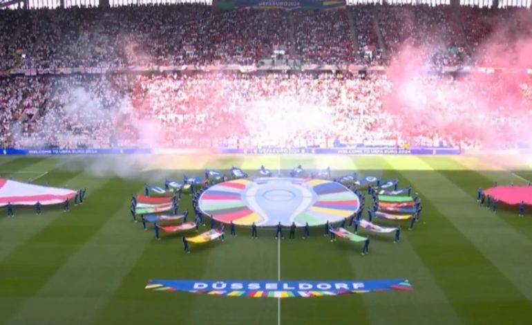 LIVE ANGLI-ZVICËR/ Starton dueli në Dyseldorf, skuadrat duan gjysmëfinalen