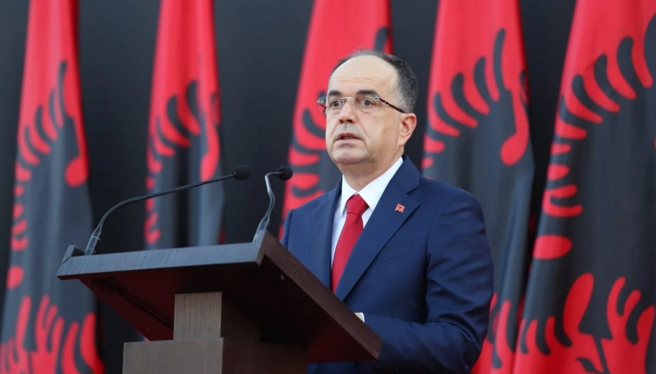 Plagosja e Trump, Presidenti Begaj i uron shërim të shpejtë: E dënojmë fuqishëm këtë sulm, nuk ka vend në demokraci