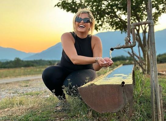 Bebe Rexha ndan pamje nga vizita në Dibër, rikthehet në vendlindje pas 12 vitesh