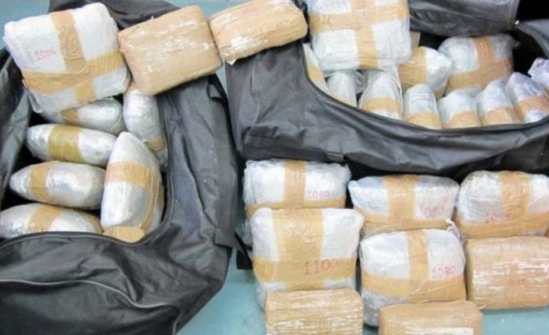 “Çokollatë”, “mushkë”, “tym”/ Si grupi kriminal e emërtonte drogën me gjuhë të koduar, çfarë u gjet në fletoret e sekuestruara! TCH siguron dosjen