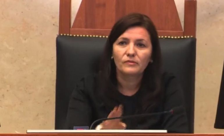 Gjykata rrëzoi gjysmën e neneve të miratuara nga PS për komisionet hetimore, Felaj: Ligji nuk është anti-kushtetues, u pranua që…