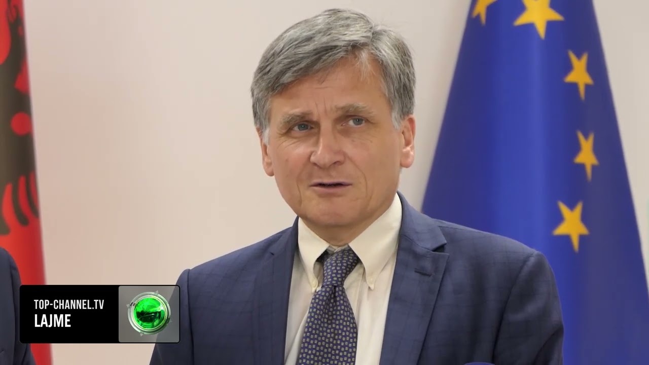Rreziku i armëve/ Problemet në Shqipëri me keqpërdorimin e tyre, OSBE prezanton planin e asistencës, ambasadori: Rrezikojnë sigurinë e qytetarëve