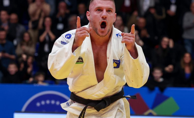 Akil Gjakova shkëlqen në Lojërat Olimpike, pret biletën për në gjysmëfinale