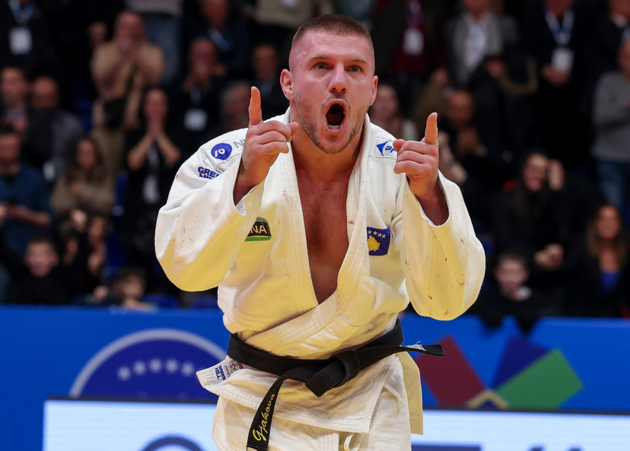 Akil Gjakova shkëlqen në Lojërat Olimpike, pret biletën për në gjysmëfinale