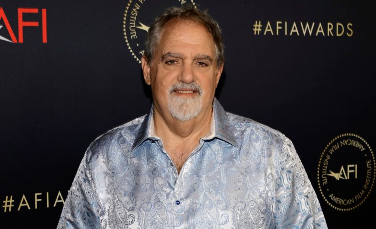 Bota e kinemasë në zi, producenti i Titanic e Avatar ndahet nga jeta