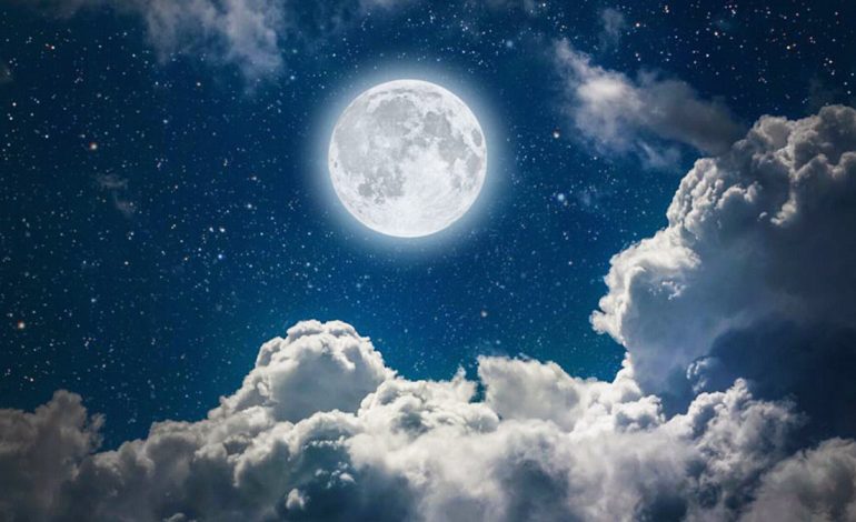 Djersitja Natën – Problemet e Fshehura Mjekësore dhe Zgjidhjet Natyrale