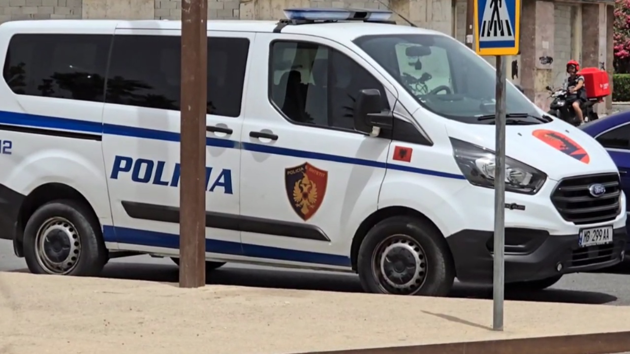Dhunoi bashkëshortin, nis hetimi për 24-vjeçaren në Vaun e Dejës