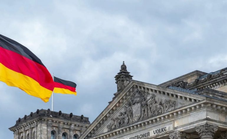 Gjermania kërkon të tërheqë punëtorë nga jashtë, vendos masa lehtësuese me tatimet