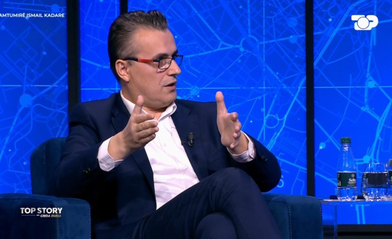 “Çdo fjalë e tij shijohej”, Rakipllari në Top Story: Ismail Kadare kishte shumë impakt në jetën publike të shqiptarëve