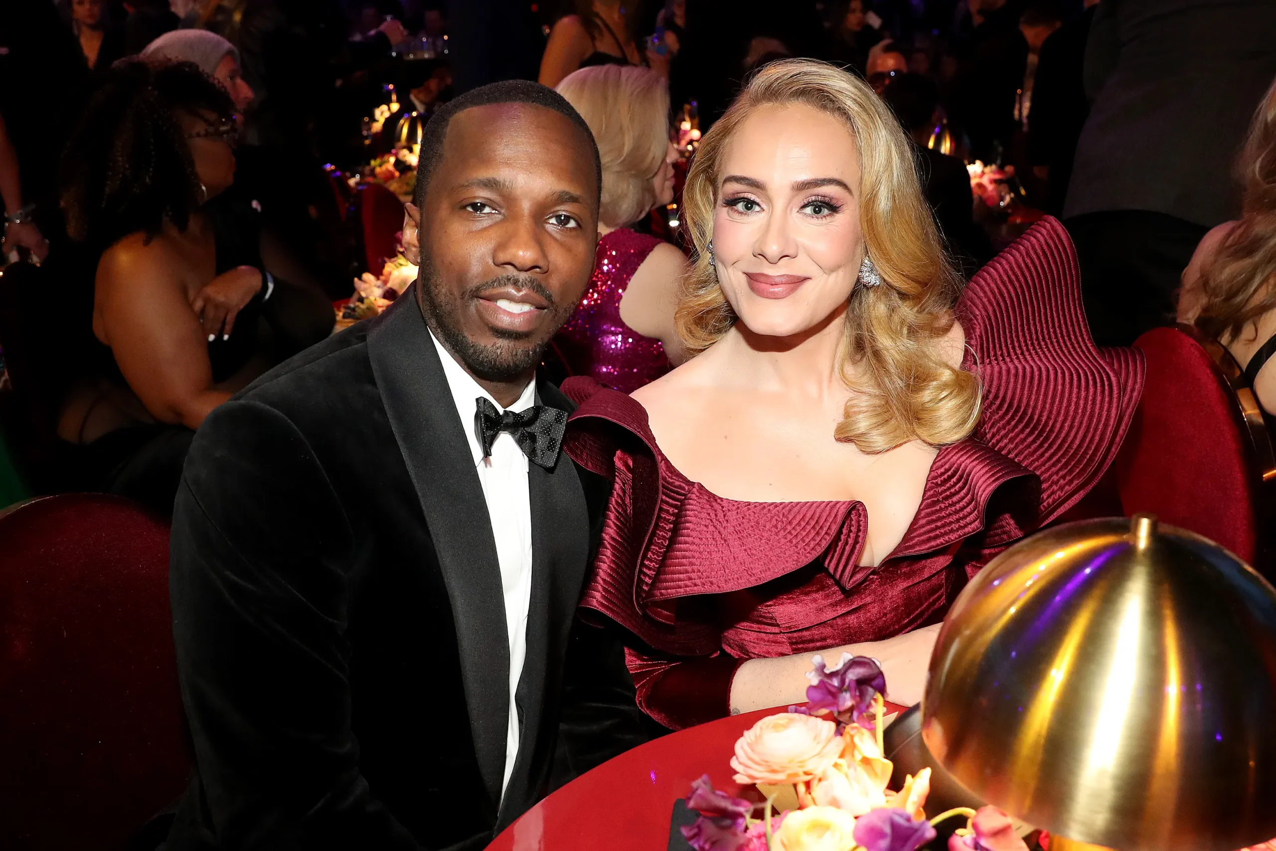 Propozimi ndodhi! Adele fejohet me Rich Paul, zbulohen detajet