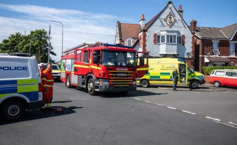 Detaje nga sulmi në Angli/ 17-vjeçari i maskuar, mori taksi dhe vrau me thikë vajzat që po ndiqnin…