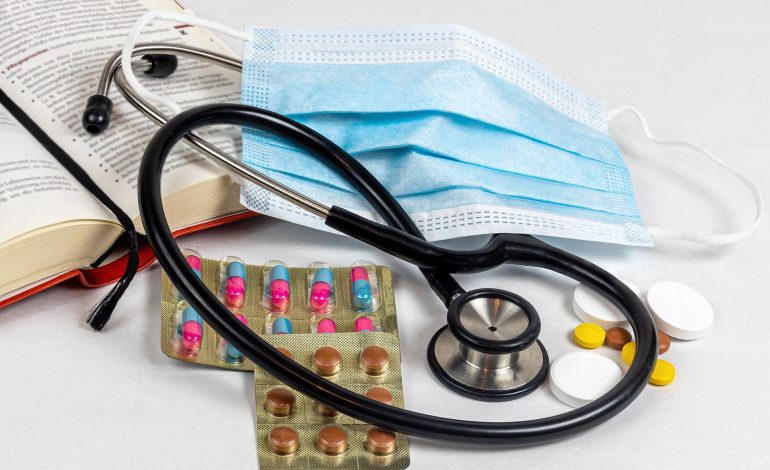 Pa mjekë në fshat, pa specialistë në qytet: Shëndetësia e paralizuar në qarkun e Beratit