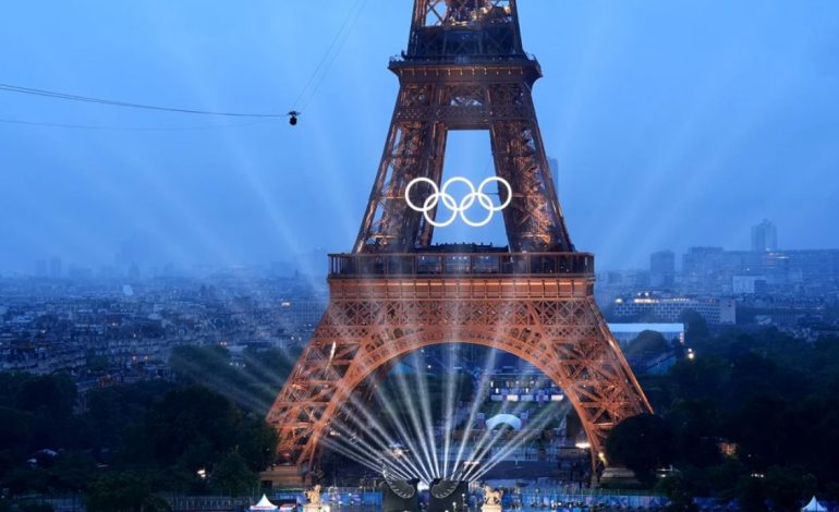 Kritikat por edhe përgëzime/ Lojërat Olimpike 2024: Si e panë mediat ndërkombëtare ceremoninë e hapjes