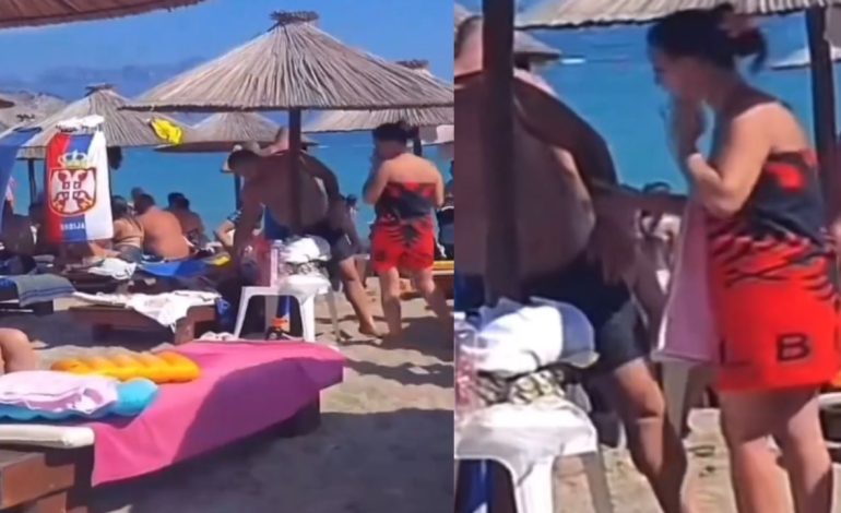 Serbët përzënë nga plazhi familjen shqiptare, i provokuan me këngë dhe simbole