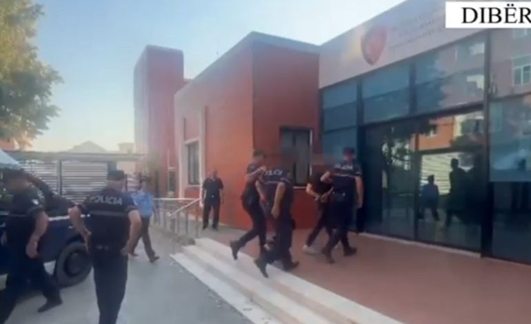 LAJM I FUNDIT/ Sherr me sende të forta në Bulqizë, gjashtë persona të përfshirë! Ndërhyn policia