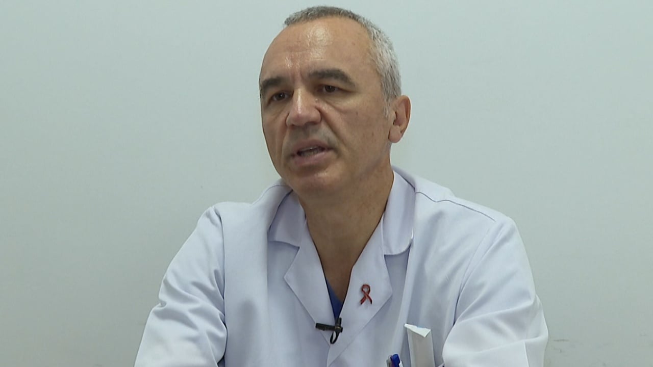 Rreziku nga lija e majmunëve, doktori Arjan Harxhi: Gjenerata para viteve 80-të është më e mbrojtur, ja si përhapet