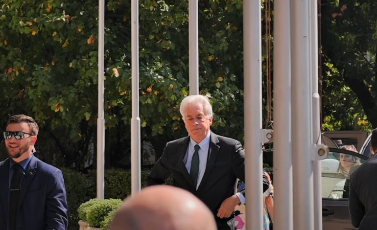 Misioni i shefit të CIA në rajon! Prapaskenat e vizitës së William Burns në Kosovë, SHBA tregoi vijat e kuqe në Ballkan